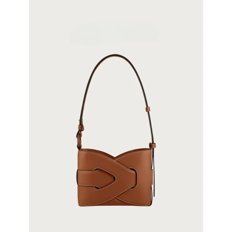 BOLSO BUCKET TRENZADO MINIMAL
